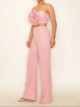 Load image into Gallery viewer, Flower Crop Top and Pants Set
